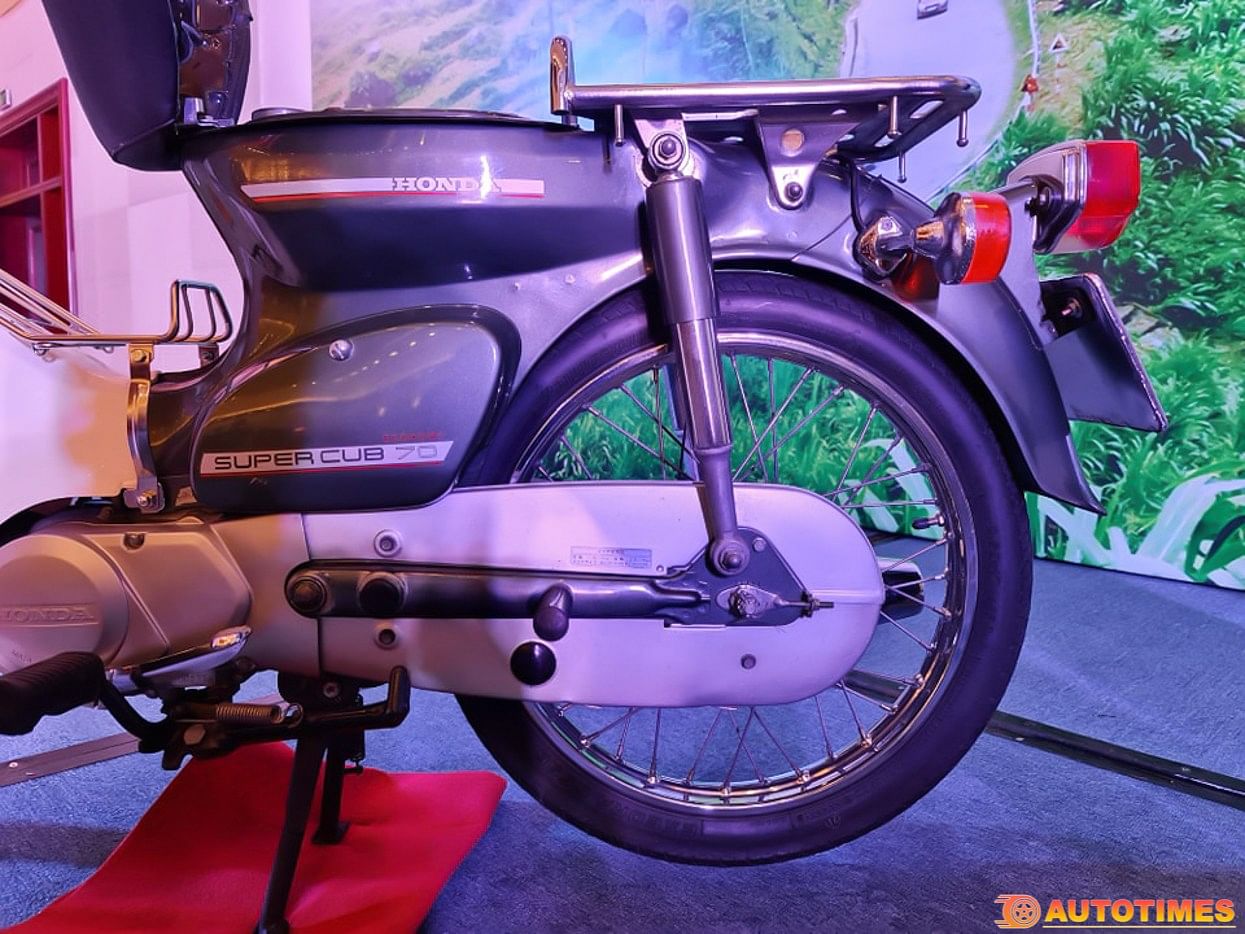 Honda Super Cub 82 đã 23 tuổi còn zin giá 80 triệu tại Hà Nội  Tin tức   TimXeNet